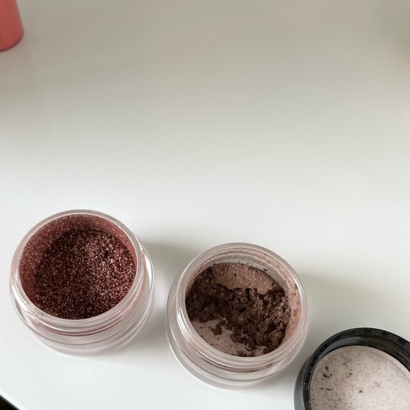 Mac cosmetics bundle - Picture 3 of 4